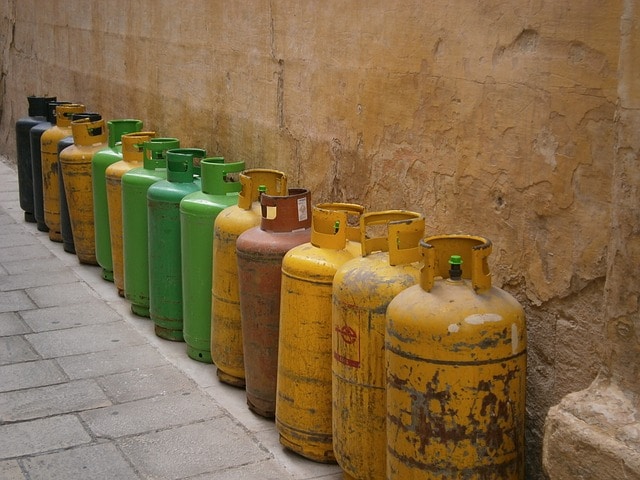 physical hazards gas bottles